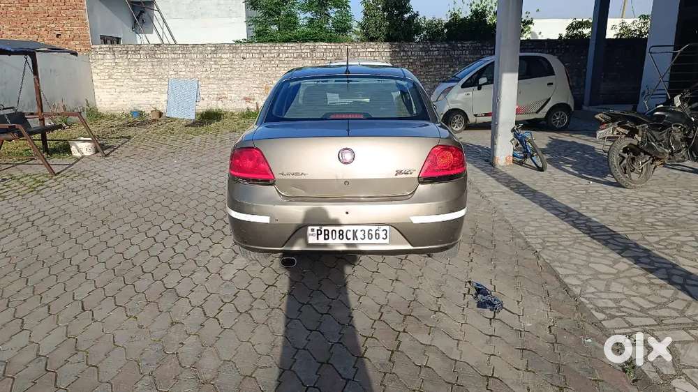 Fiat Linea Classic 2012 Petrol 75000 Km Driven
