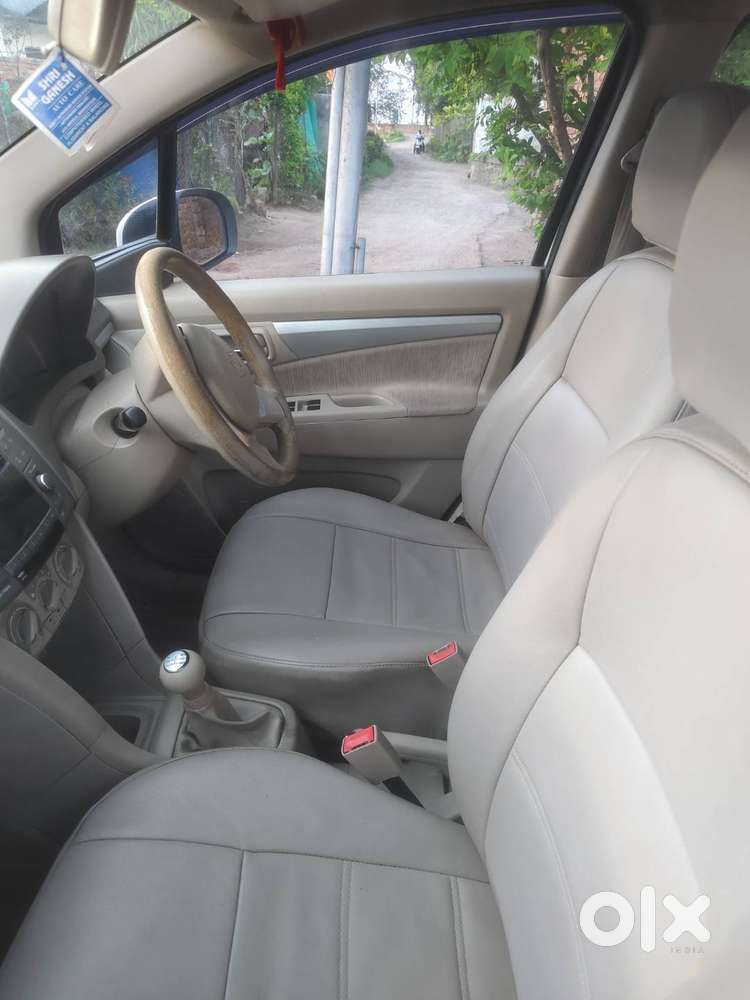 Maruti Suzuki Ertiga 2012