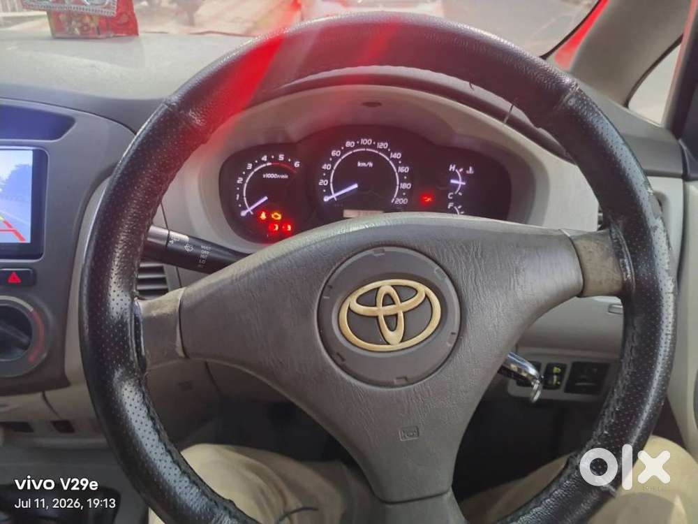 Toyota Innova 2.5 G (diesel) 8 Seater, 2010, Diesel