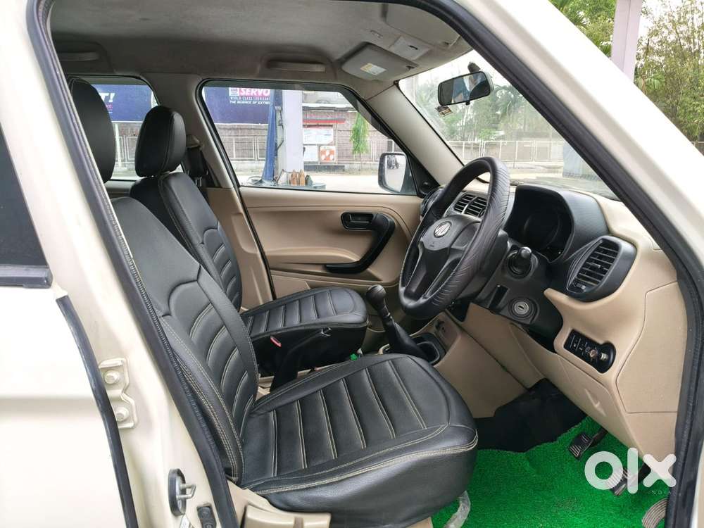 Mahindra Tuv 300 2016
