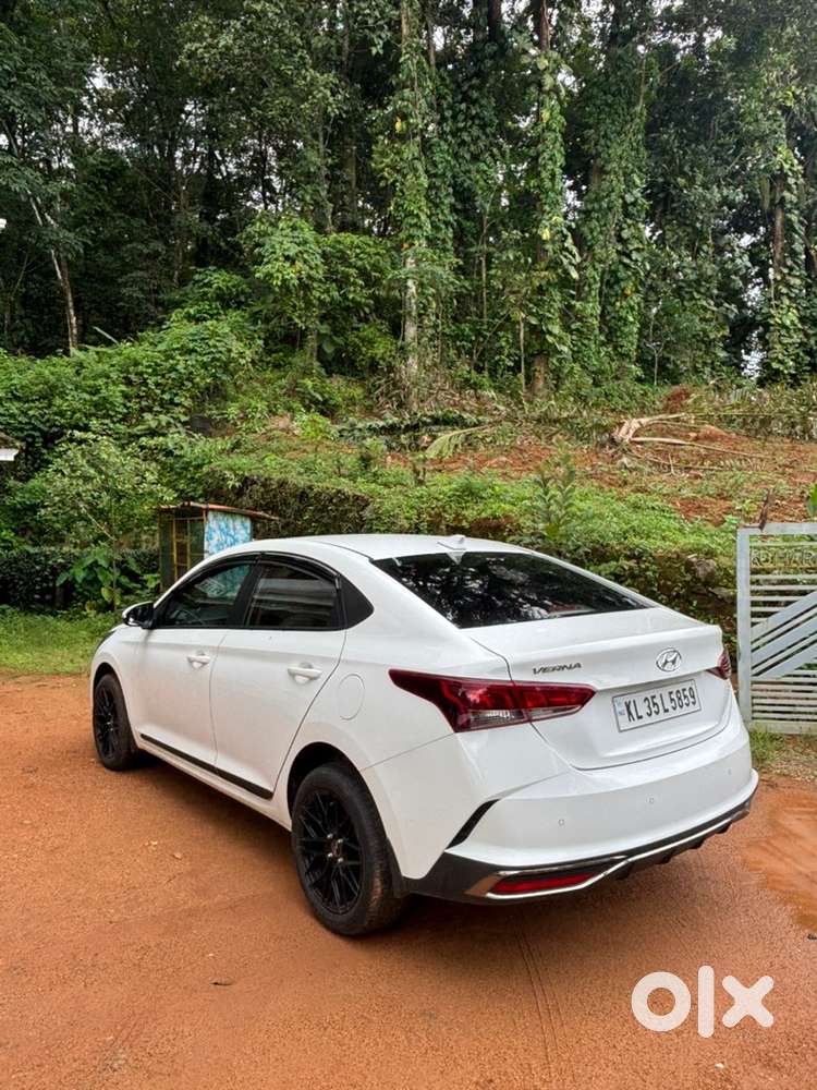 Hyundai Verna 1.5 S+2022 Model