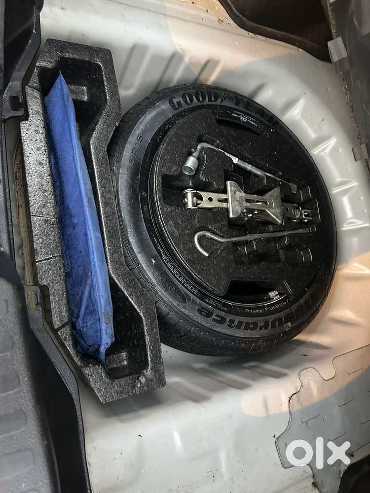 Maruti Suzuki Ciaz 1.5 Alpha Shvs Mt, 2021, Petrol