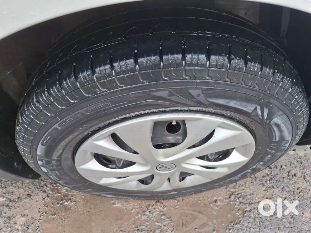 Maruti Suzuki Swift Vxi Optional, 2017, Petrol