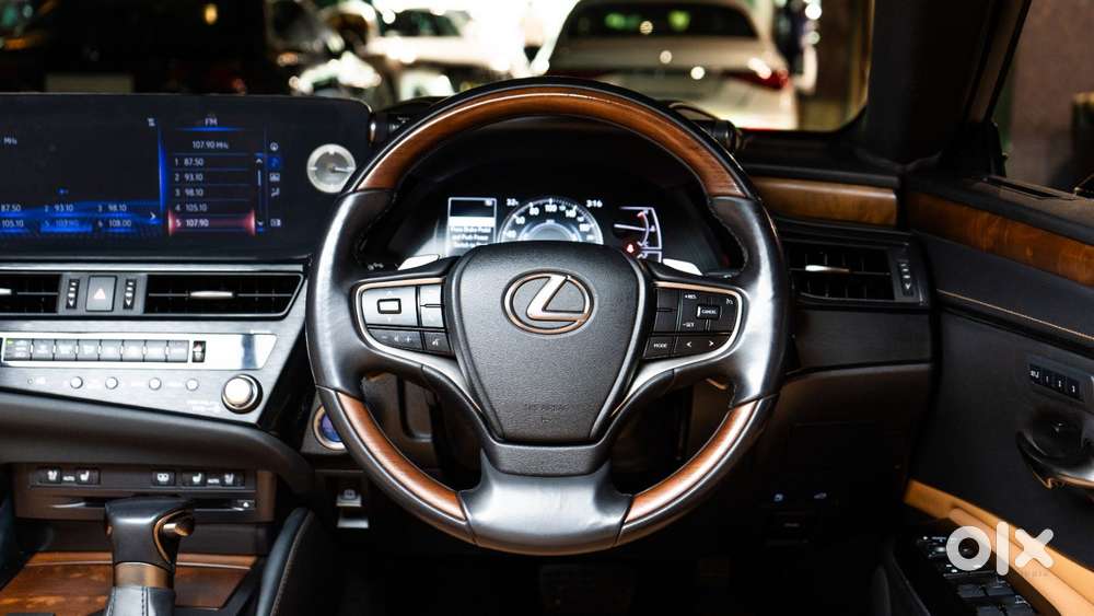 Lexus Es 300h Exquisite, 2021, Petrol