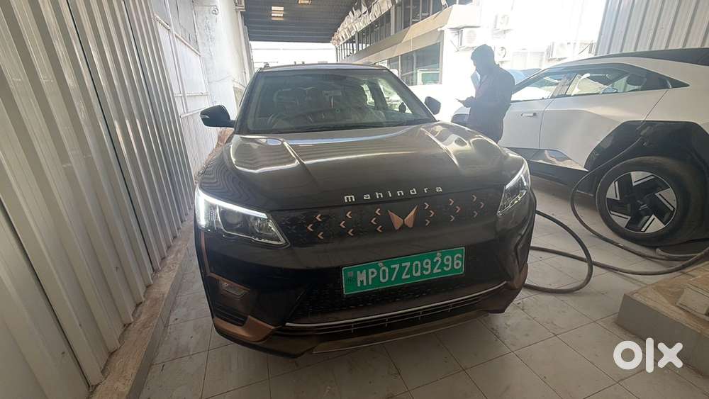 Mahindra Xuv400 2024 Well Maintained