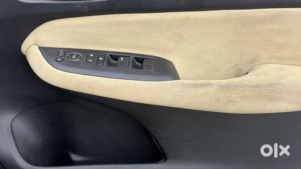 Honda City 1.5 V 5th Gen I-vtec Mt, 2022, Petrol