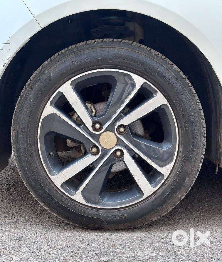 Tata Altroz Xz, 2022, Petrol