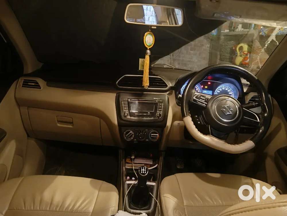 Its A Single Hand Car
