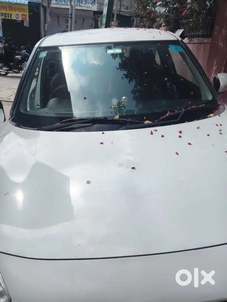 Maruti Swift 1.2 Vxi 2024