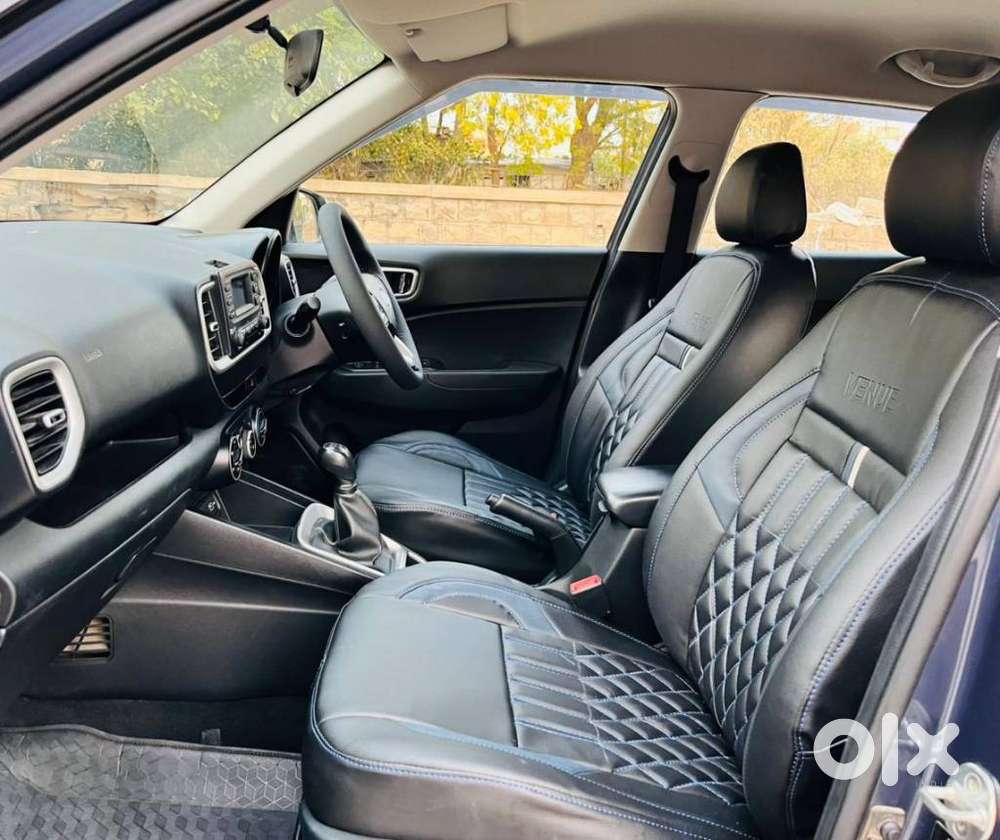 Hyundai Venue S 1.2 Petrol, 2022, Petrol