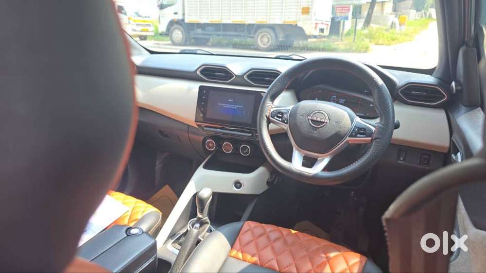 Nissan Magnite Turbo Cvt Dual Tone, Fully Automatic, Single Owner