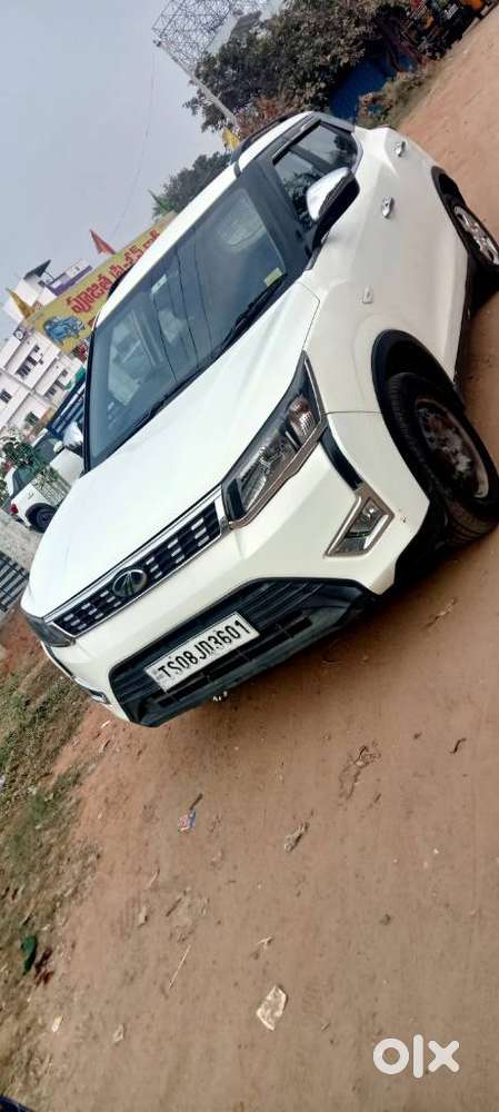Mahindra Xuv300 W6 Amt Diesel, 2022, Diesel