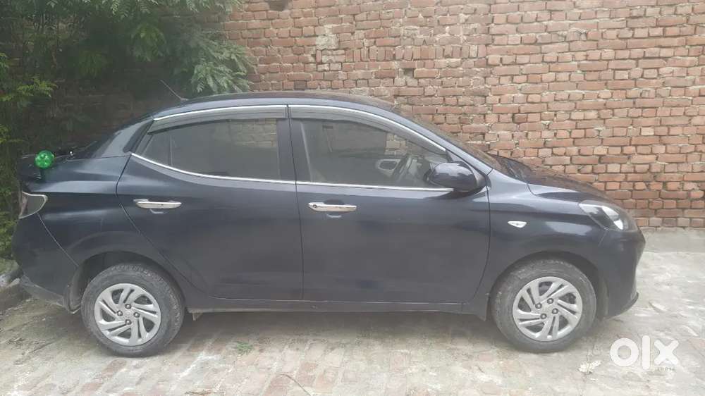Hyundai Aura 2023 Cng Hybrid