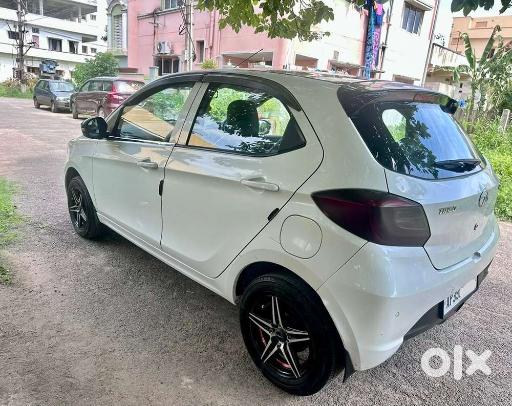 Tata Tiago 2019 Petrol 53200 Kms Driven