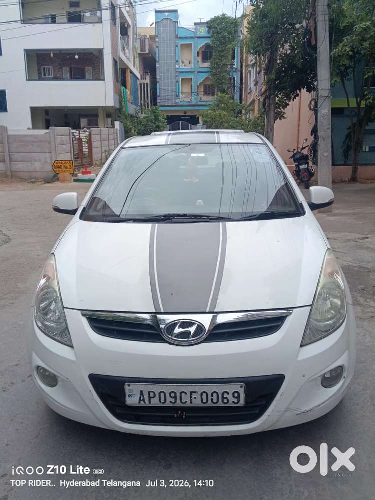 Hyundai I20 Sportz Diesel, 2011, Diesel