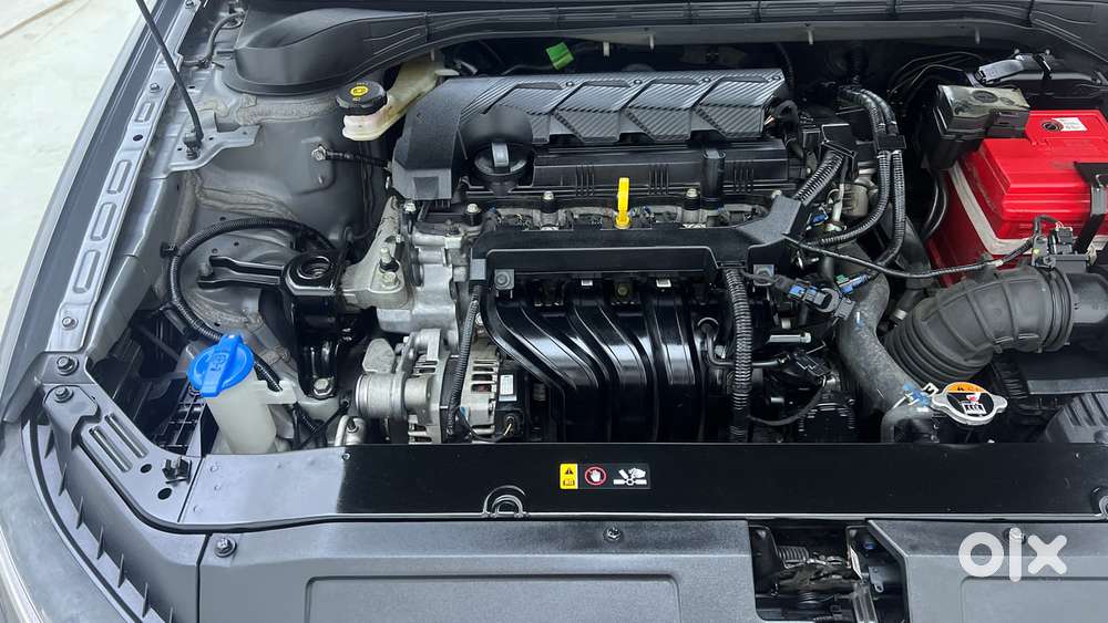 Hyundai Verna 1.5 Sx (o) Petrol Mt, 2023, Petrol