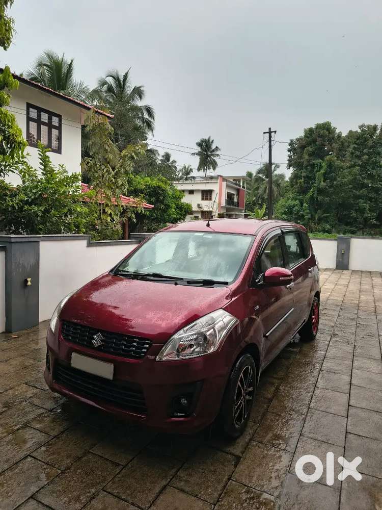 Maruti Suzuki Ertiga 2012