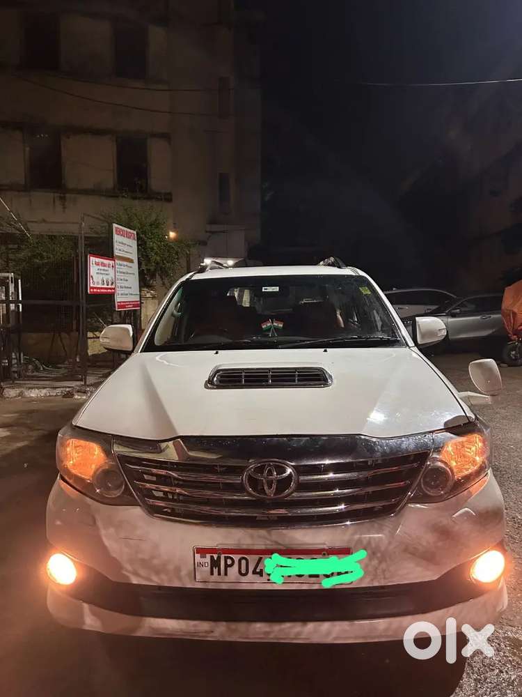 Toyota Fortuner 3.0 Diesel 4×4 D4d Full Time Drive 2014
