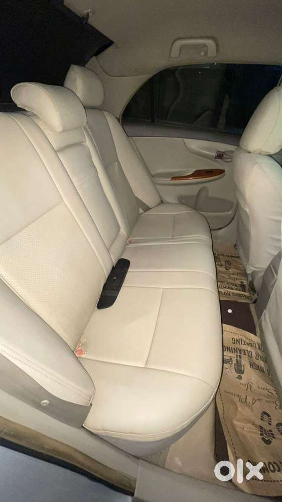 Toyota Corolla Altis 2010 Model Automatic Topend Model