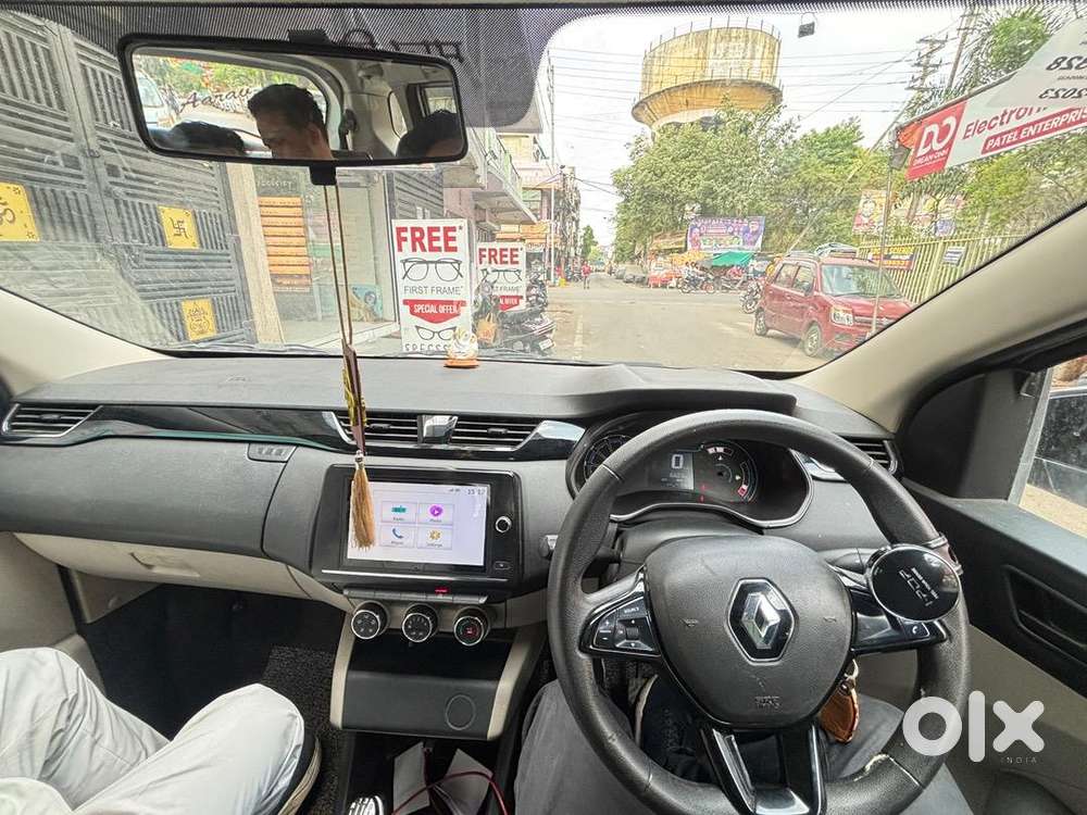 Renault Triber 2023 Petrol Well Maintained