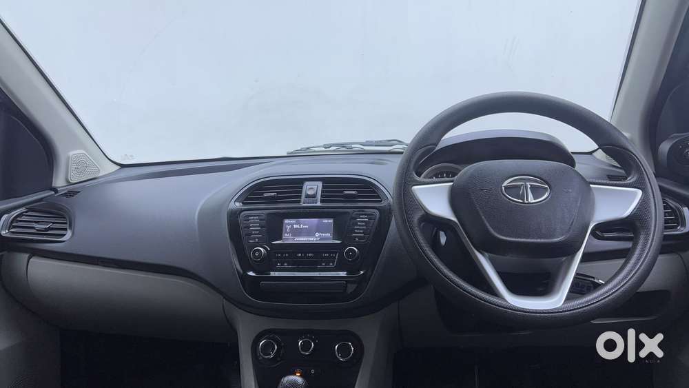 Tata Tiago 1.2 Revotron Xta, 2017, Petrol