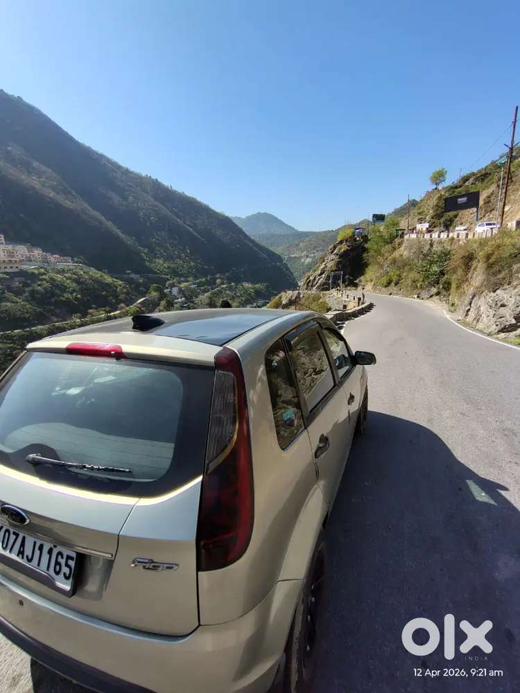 Sale Ford Figo 2011 5 Sal Bda Diye Hai