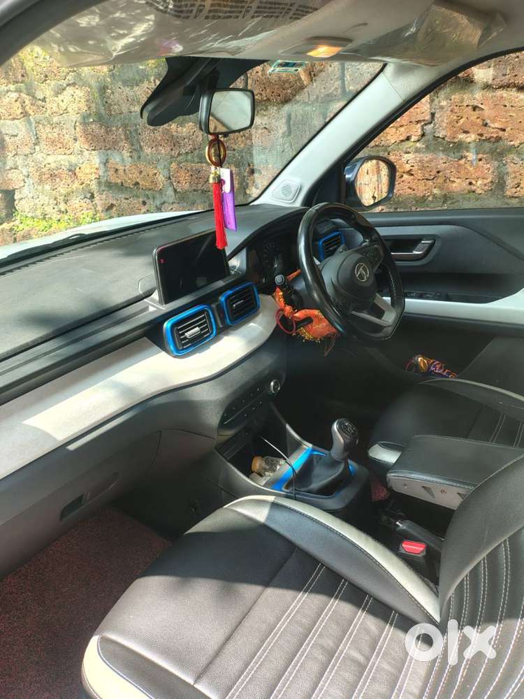 Tata Punch 2022 Petrol Flagship Dual Tone Amt