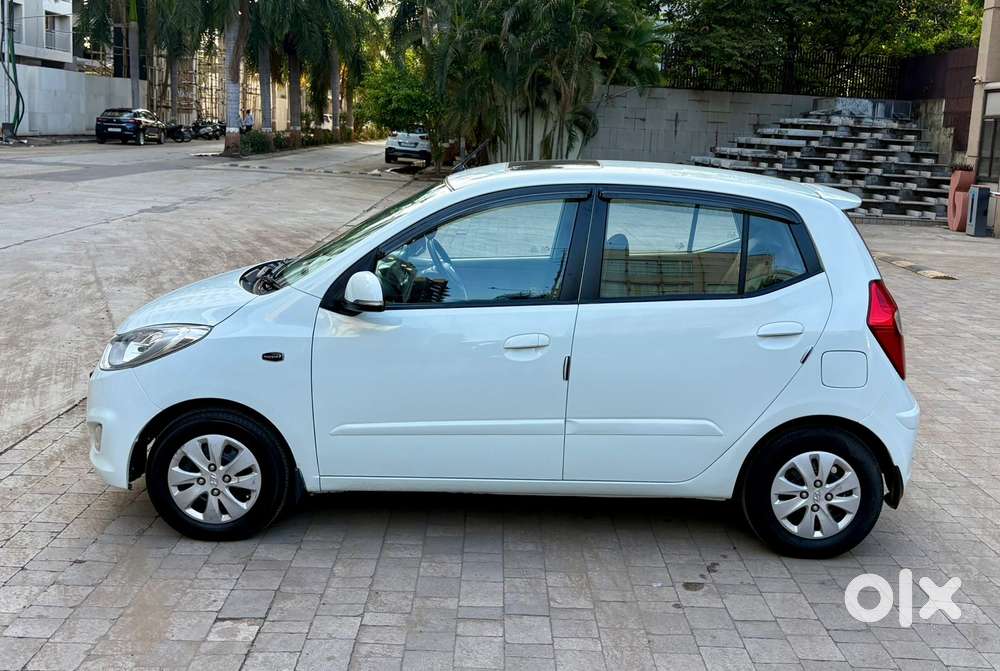 Hyundai I10 Asta At, 2011, Petrol