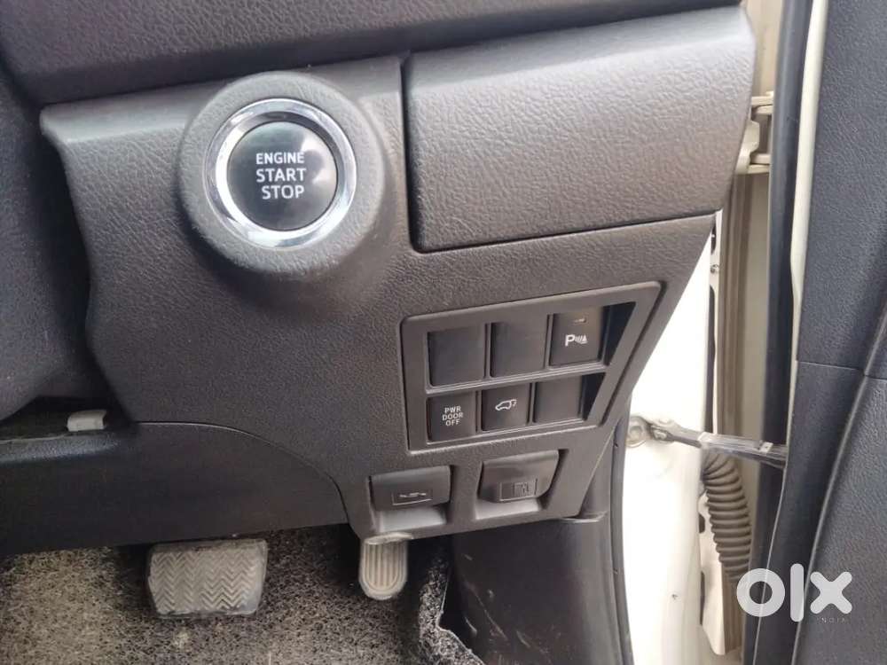 Show Room Condition Fortuner Sell And Fully Faince Avlabale Loaded Car