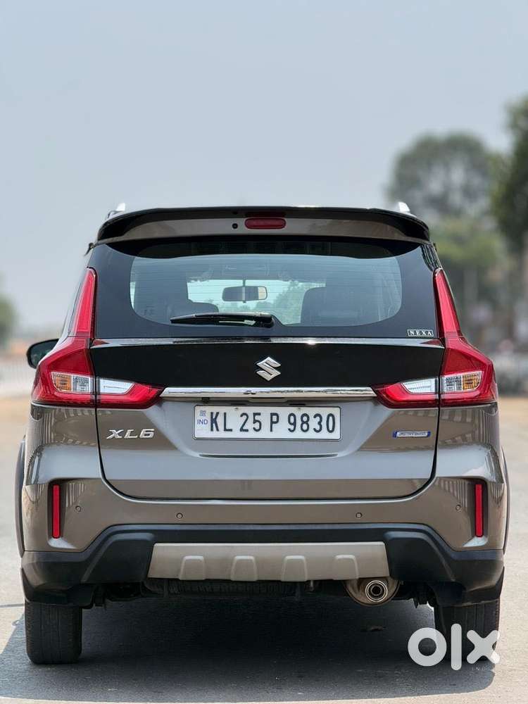 Maruti Suzuki Xl6 1.5 Alpha Mt, 2022, Petrol