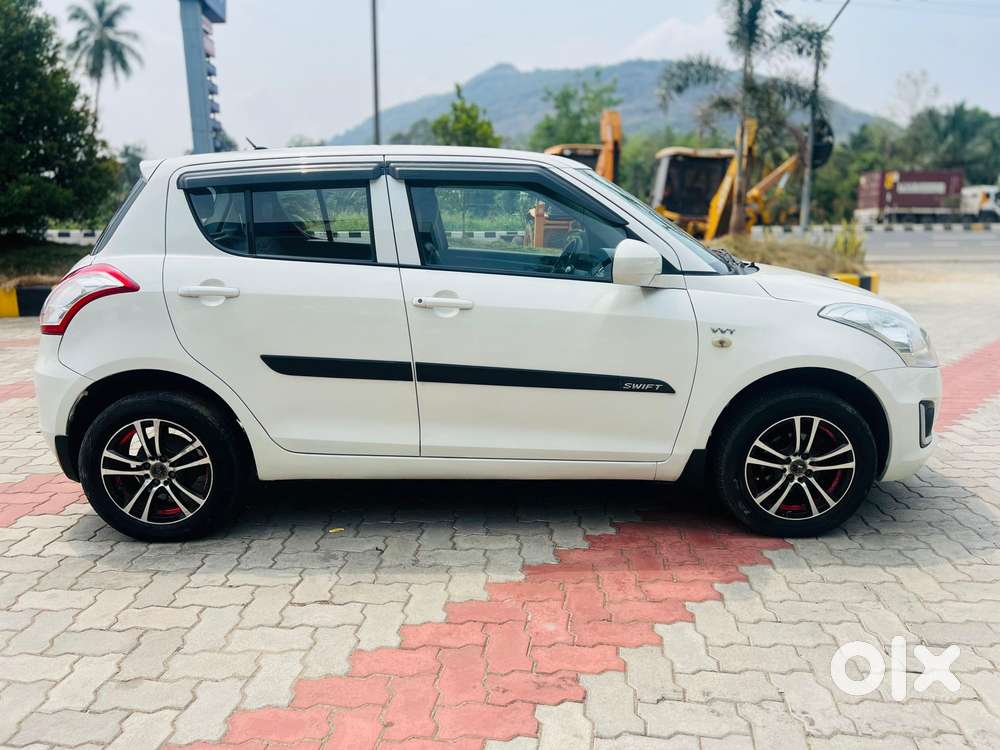 Maruti Suzuki Swift 2011-2014 Lxi, 2015, Petrol