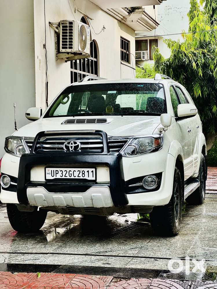 Toyota Fortuner 3.0 4x2 Automatic, 2015, Diesel