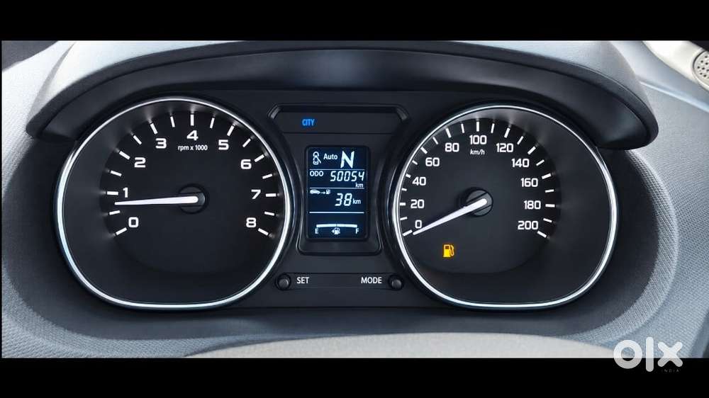 Tata Tiago Xza, 2018, Petrol