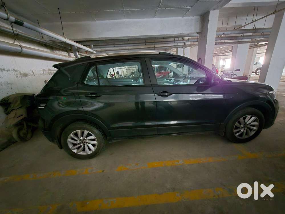 Volkswagen Taigun 1.0 Tsi Highline At, 2022, Petrol