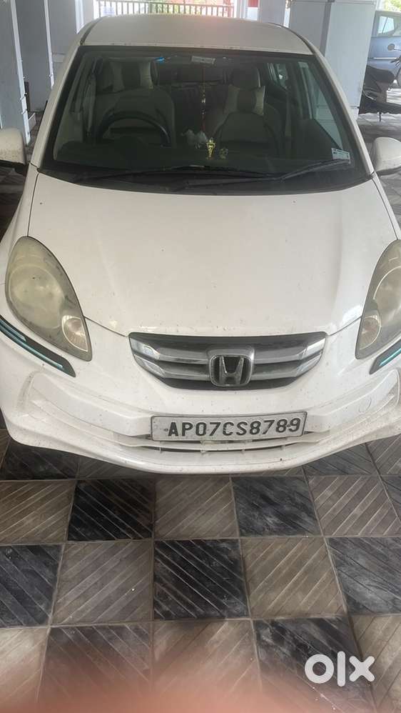 Honda Amaze 2016 Diesel Well Maintained