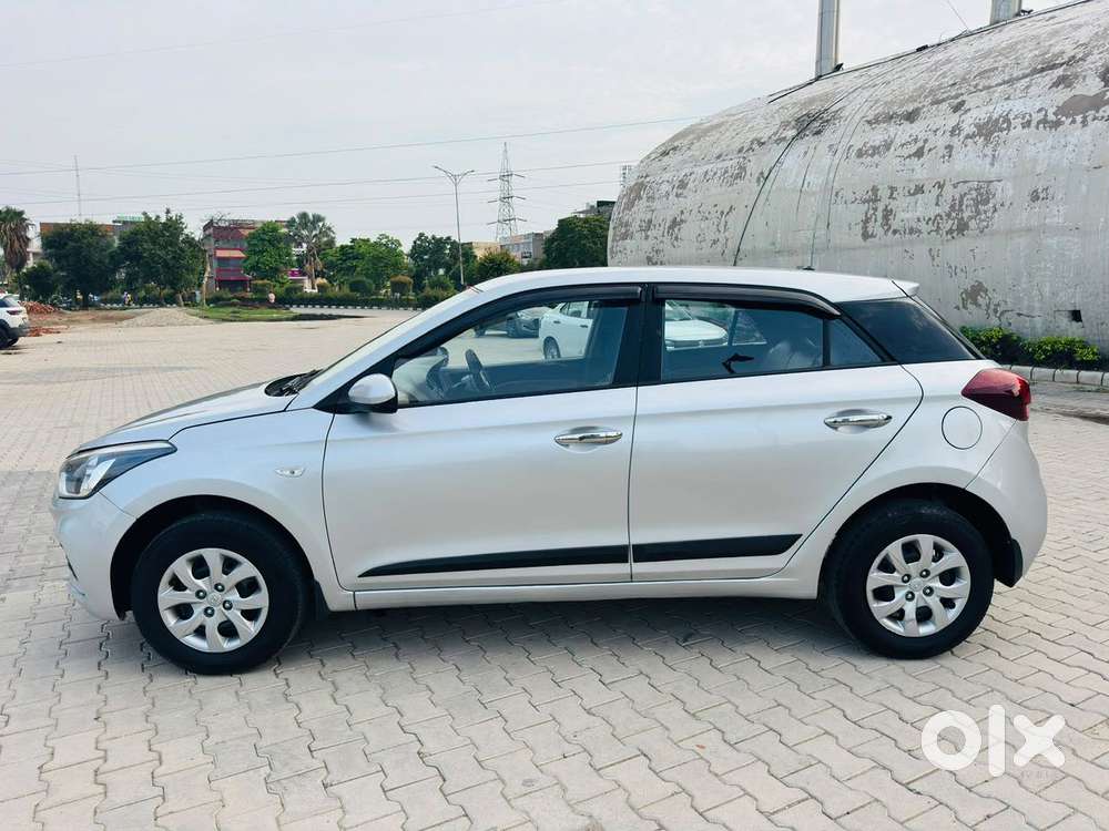 Hyundai Elite I20 [ ] 1.2 Magna Executive, 2018, Petrol