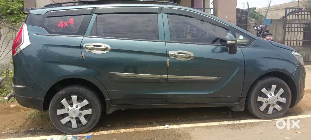 Mahindra Marazzo 2018