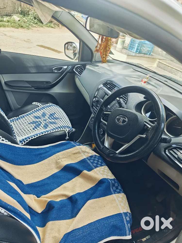 Tata Tiago 2018 Revotron
