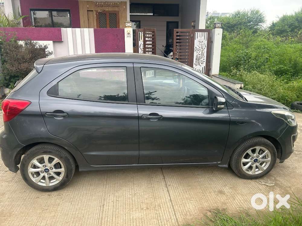 Ford Figo Titanium 2019