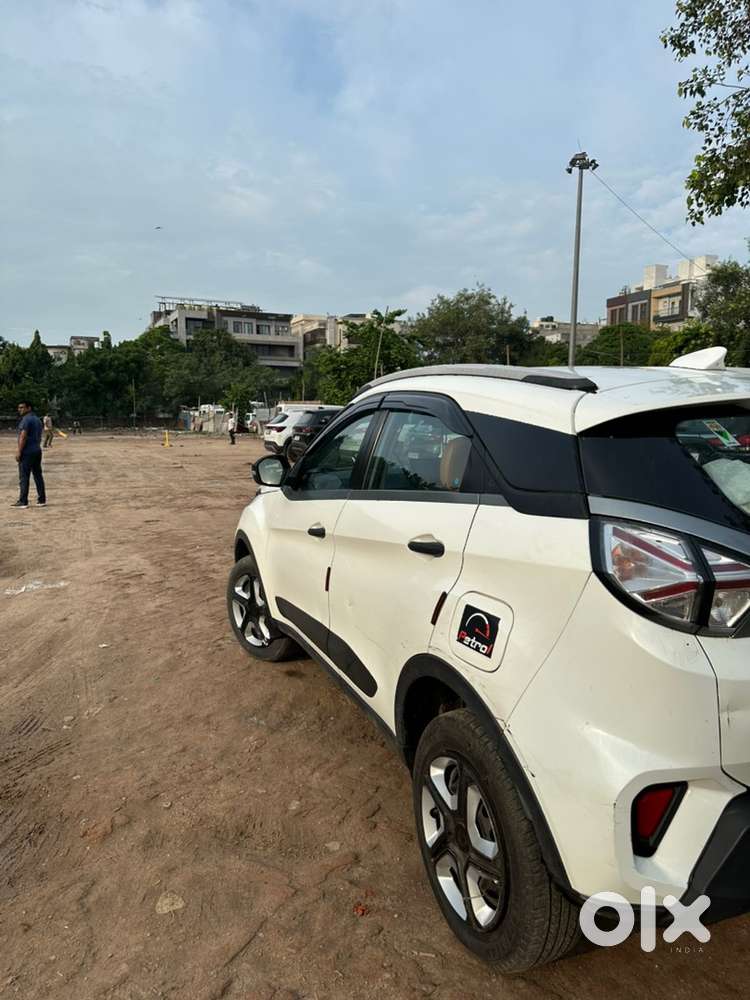 Tata Nexon 2022 Petrol