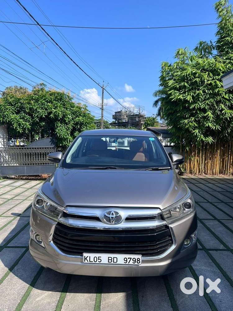 Toyota Innova Crysta 2018 Diesel Well Maintained