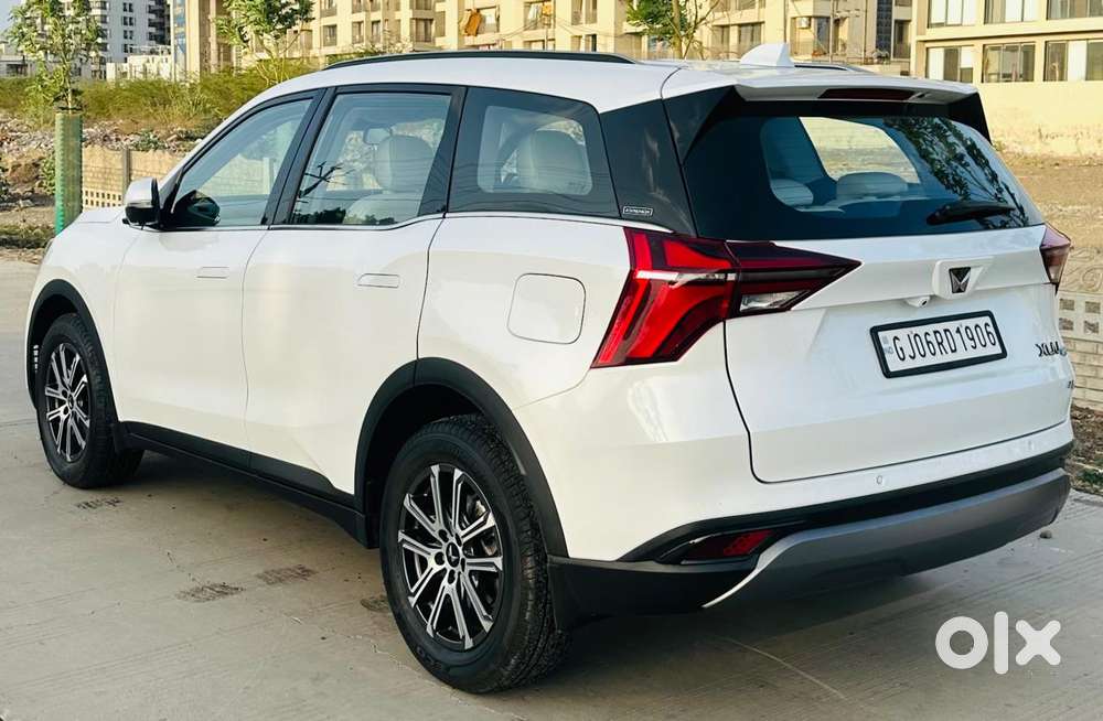 Mahindra Xuv700 2.2 Ax 7 Diesel Mt Luxury Pack Str, 2025, Diesel