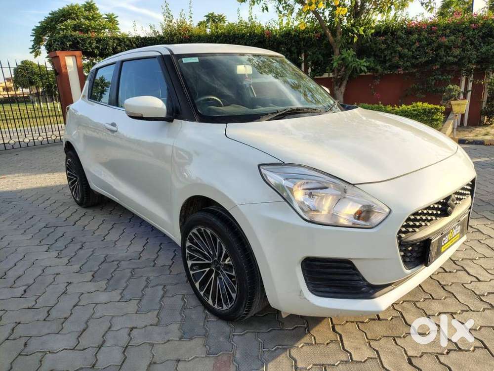 Maruti Suzuki Swift Vxi Optional, 2023, Petrol