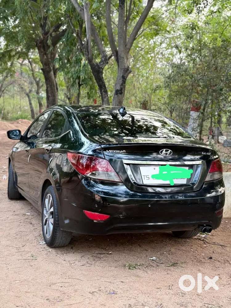 Hyundai Verna Fluidic 2015 Diesel 79600 Km Driven