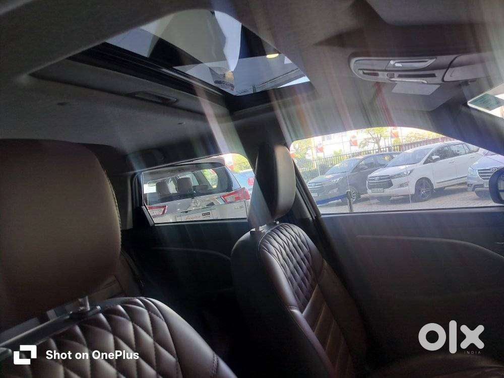 Maruti Suzuki Brezza 1.5 Zxi At Smart Hybrid, 2025, Petrol