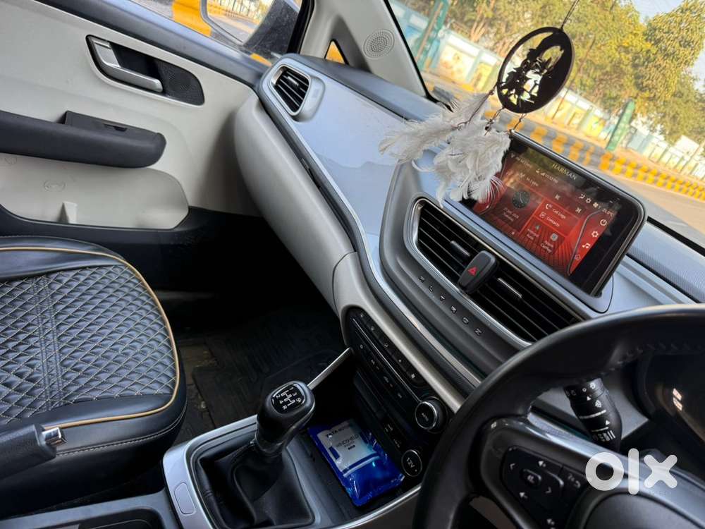 Well Maintained And Good Condition Single Handed Used.