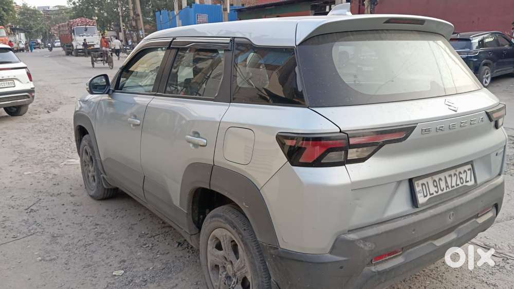 Maruti Suzuki Brezza 1.5 Lxi Smart Hybrid, 2022, Cng & Hybrids