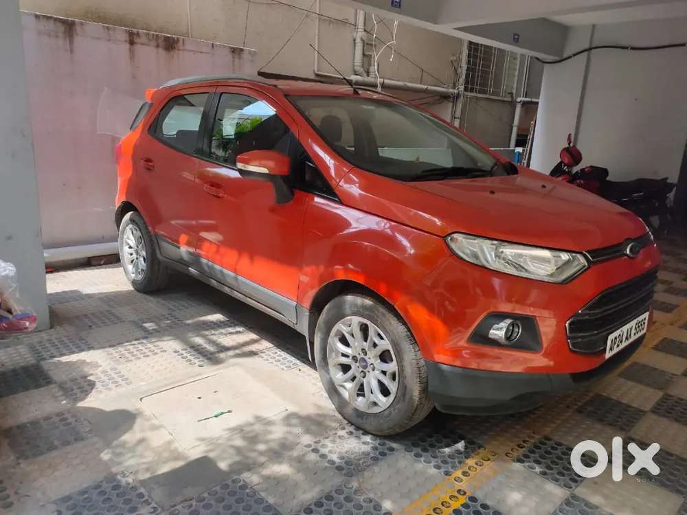 Ford Ecosport 
1l Ecoboost Engine 
Titanium (o).
Manual Transmission