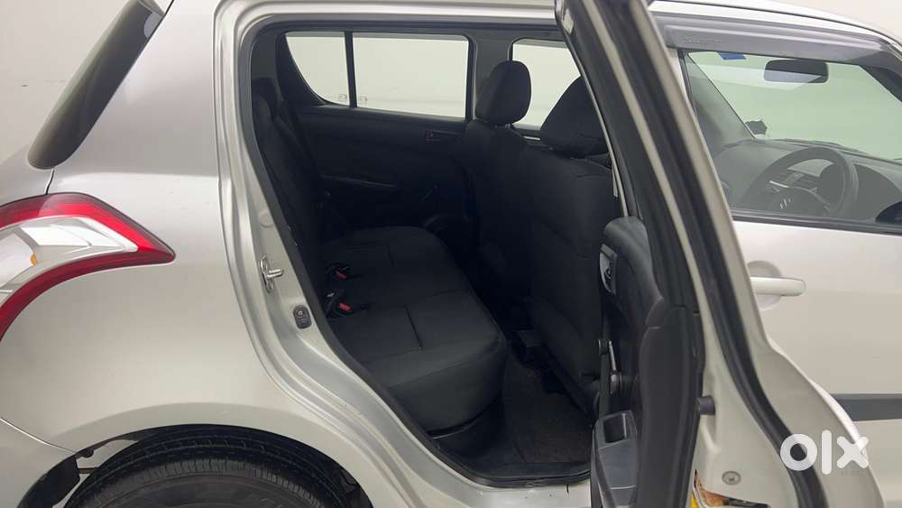 Maruti Suzuki Swift 1.2 Lxi (o), 2015, Petrol