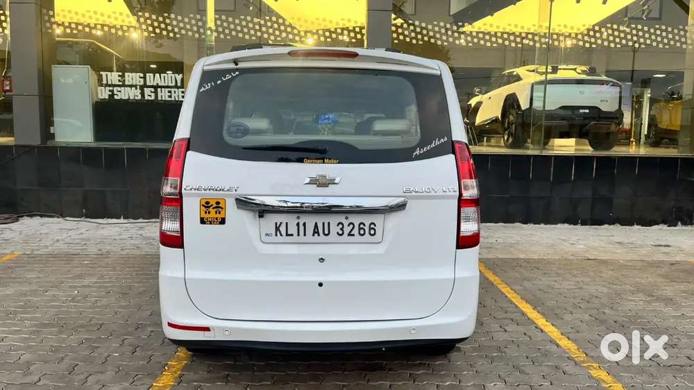 Chevrolet Enjoy Petrol Ltz 2014